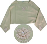 Poncho without fringes - flowers details