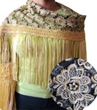 Flowered shawl - macram