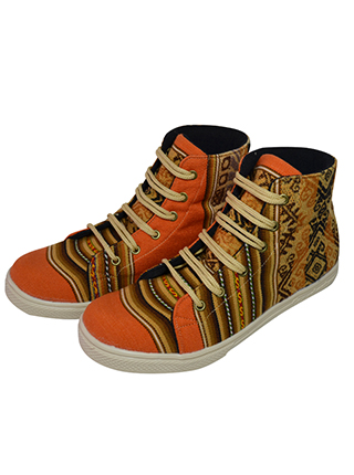 Orange Schuh von Aguayo
