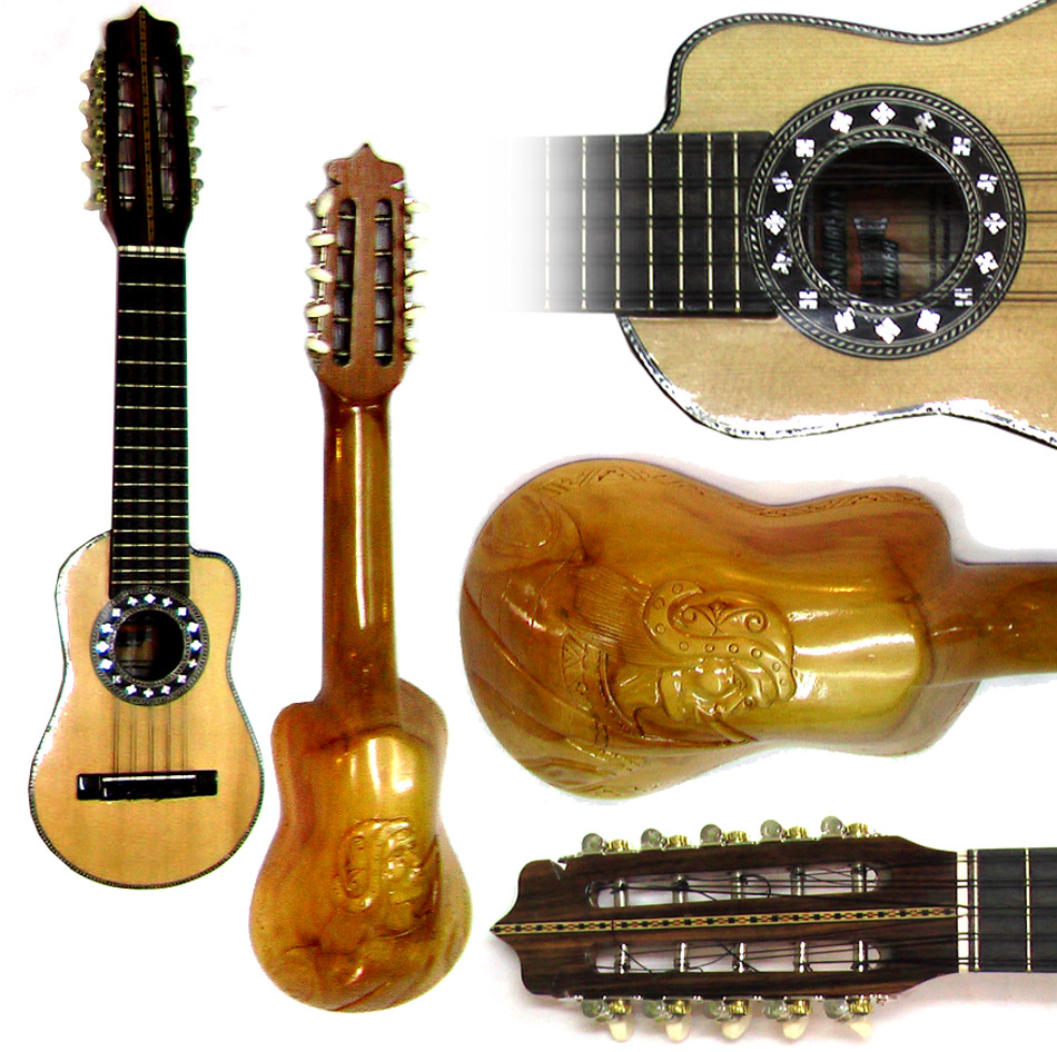 Martinez Charango Professionnel avec sculptêÂandin